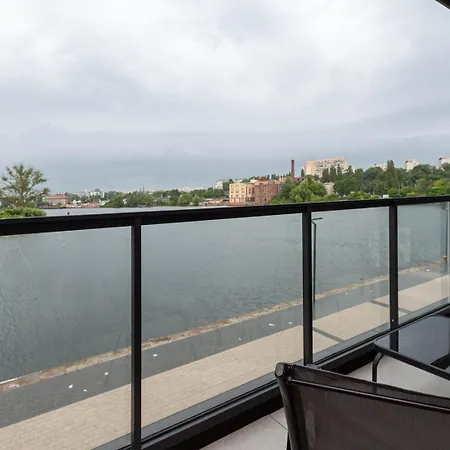 Apartly- River View Bulwar No27, Free Parking *
